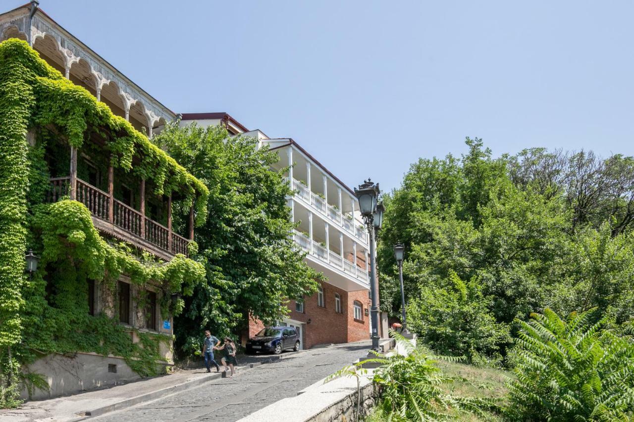 H&B apartments Akhvelediani II Tbilisi Eksteriør bilde